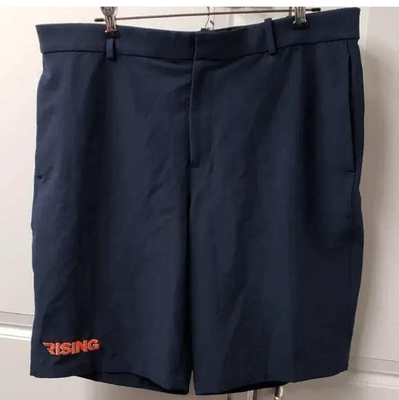 Nike Men's Golf Shorts Size: 36 Pockets Standard Fit - Picture 1 of 11